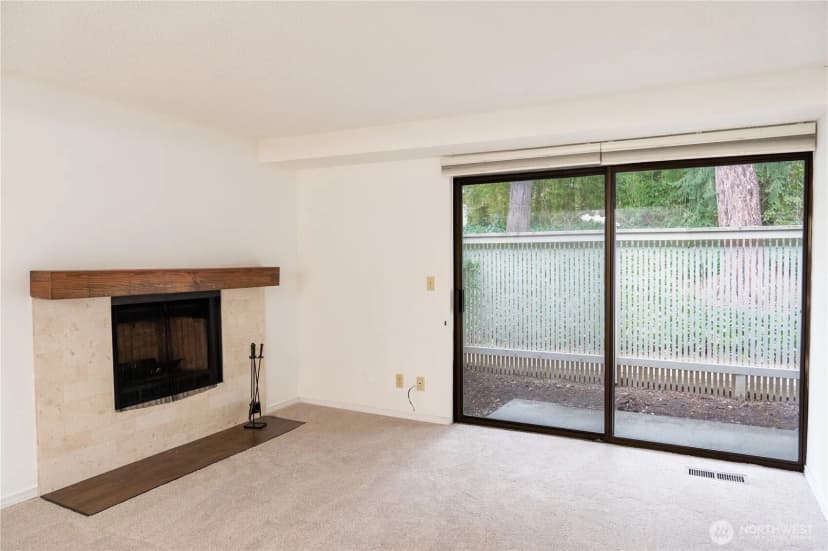 Property photo for 9904 Ne 124th Street #1005, Kirkland photo 9