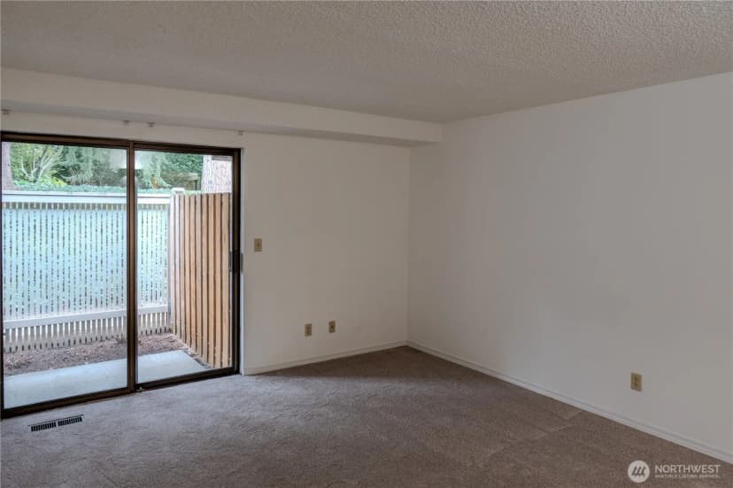 Property photo for 9904 Ne 124th Street #1005, Kirkland photo 17