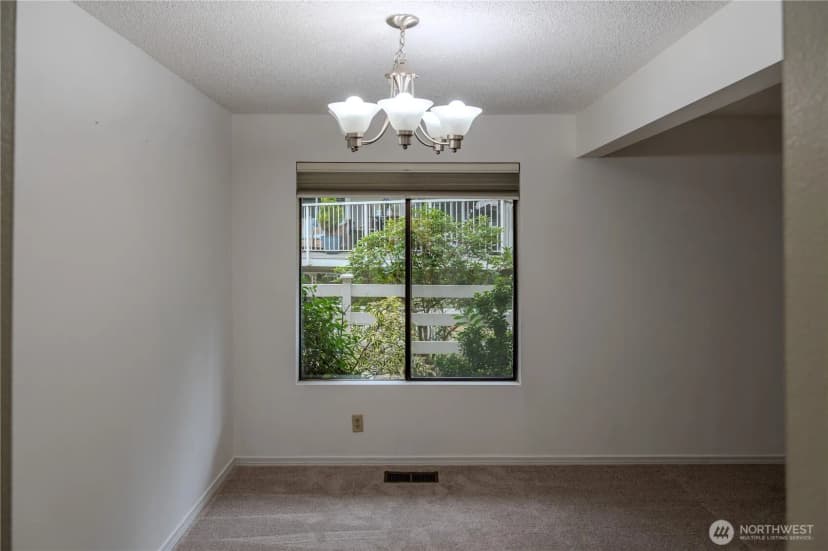 Property photo for 9904 Ne 124th Street #1005, Kirkland photo 21