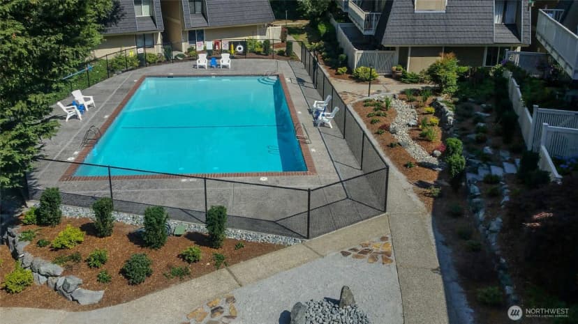 Property photo for 9904 Ne 124th Street #1005, Kirkland photo 28