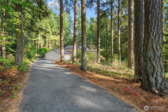 Property photo for 622 216th Avenue Ne, Sammamish photo 5