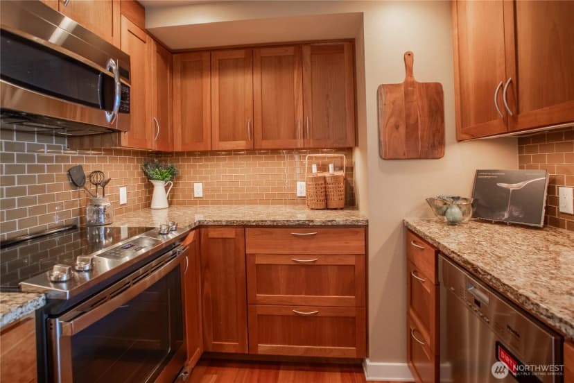Property photo for 1415 2nd Avenue #1009, Seattle photo 20