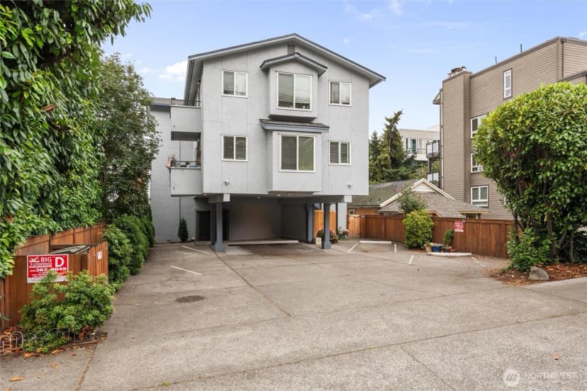 Property photo for 2215 14th Avenue W #1, Seattle photo 2