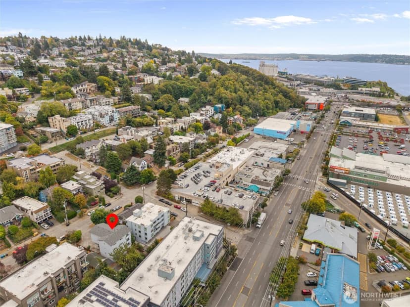 Property photo for 2215 14th Avenue W #1, Seattle photo 34
