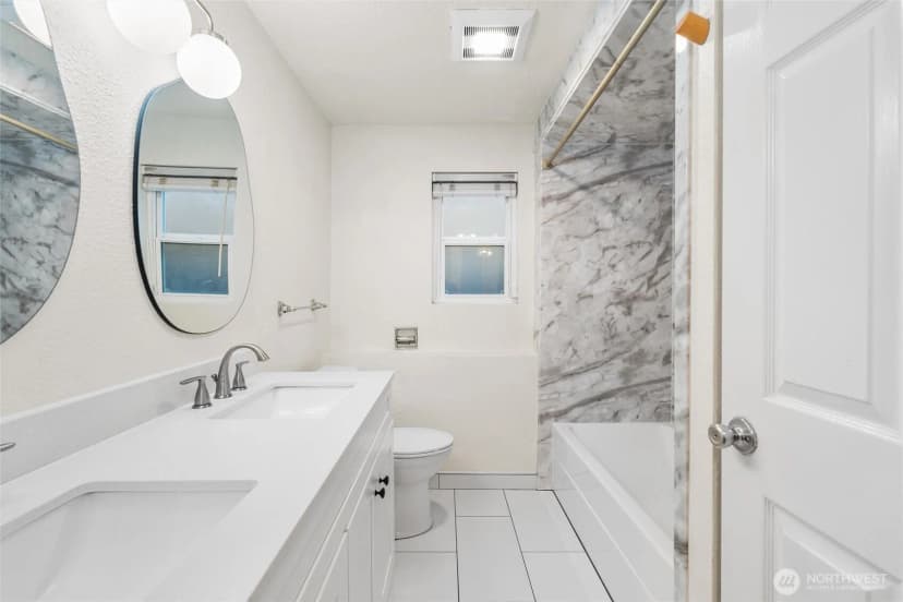 Property photo for 2215 14th Avenue W #1, Seattle photo 13