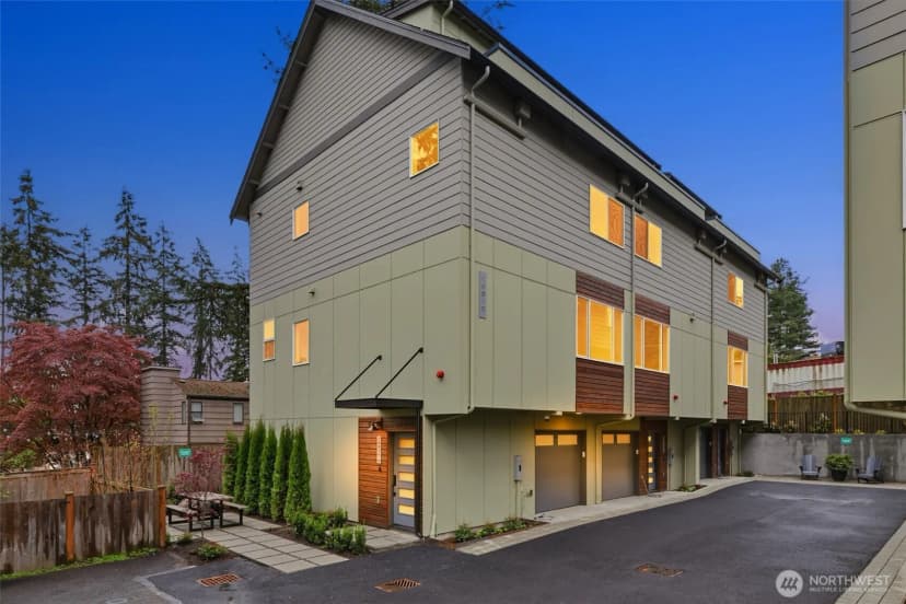 Property photo for 14610 Corliss Avenue N #b, Shoreline