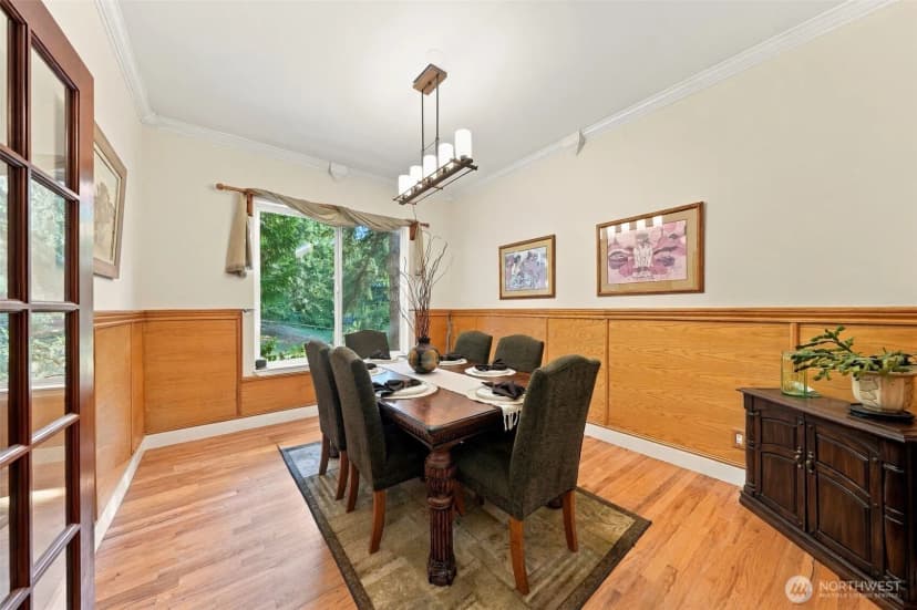 Property photo for 12117 Clearview Drive, Edmonds photo 10