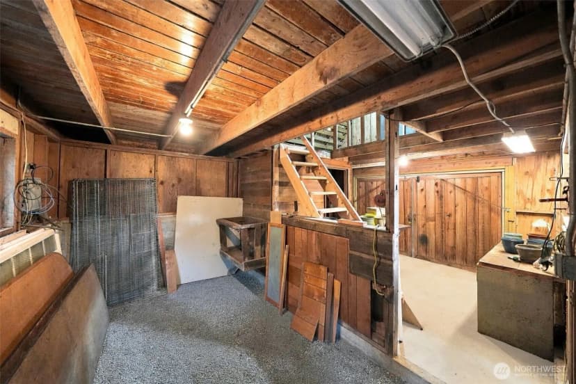 Property photo for 12117 Clearview Drive, Edmonds photo 32