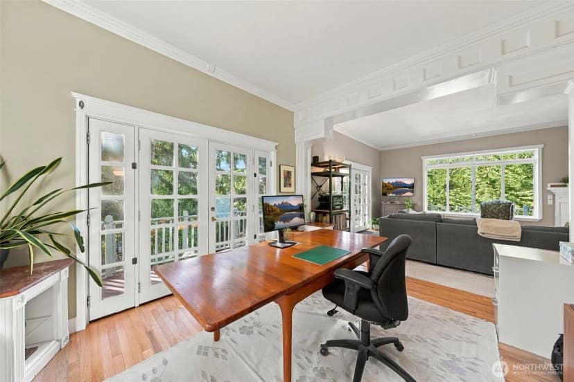 Property photo for 12117 Clearview Drive, Edmonds photo 13