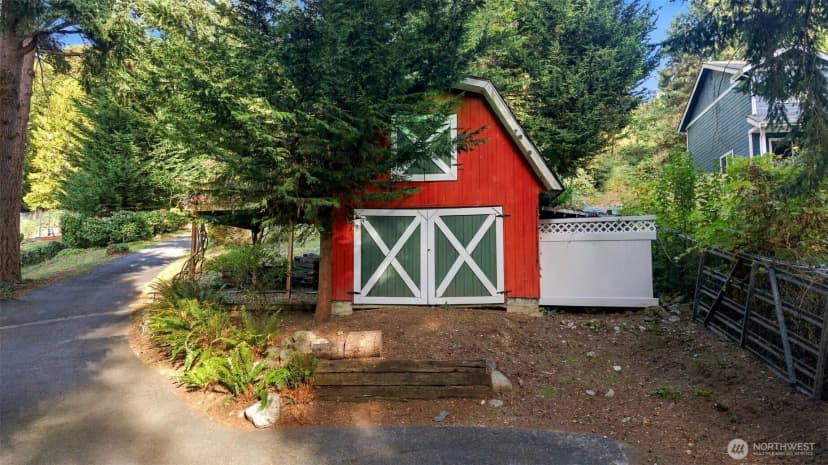 Property photo for 12117 Clearview Drive, Edmonds photo 31