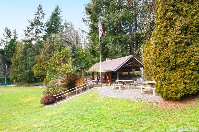 Property photo for 12117 Clearview Drive, Edmonds photo 38