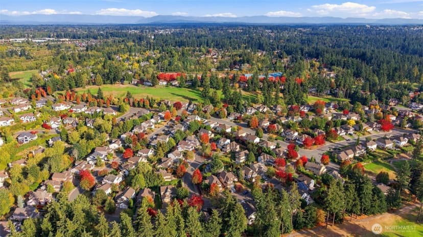 Property photo for 12117 Clearview Drive, Edmonds photo 39