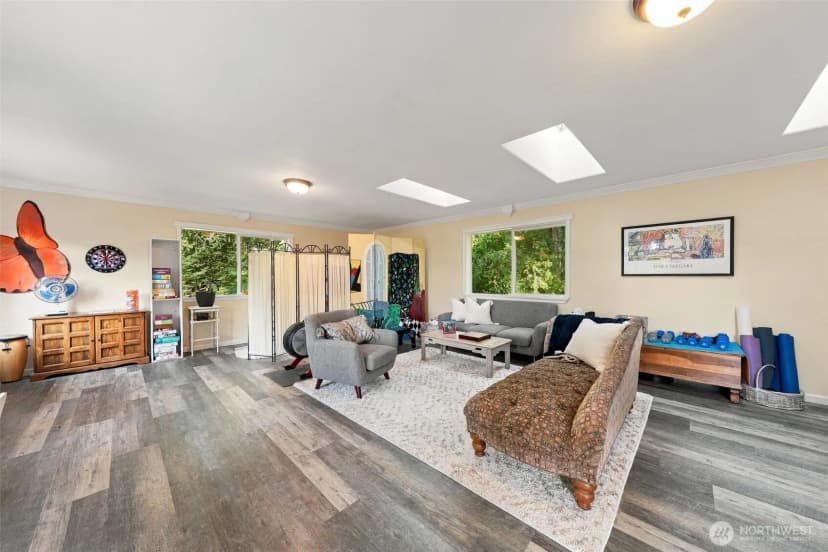 Property photo for 12117 Clearview Drive, Edmonds photo 22