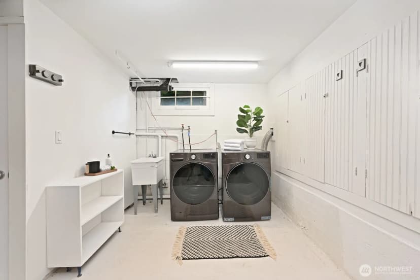 Property photo for 933 N 84th Street, Seattle photo 19