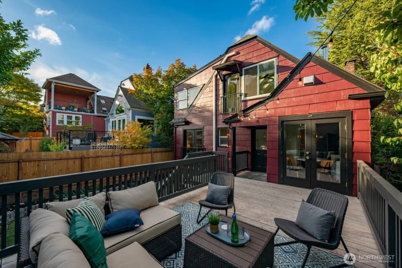 Property photo for 933 N 84th Street, Seattle photo 23