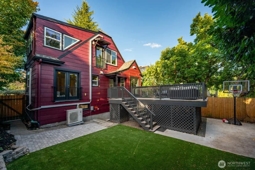Property photo for 933 N 84th Street, Seattle photo 21