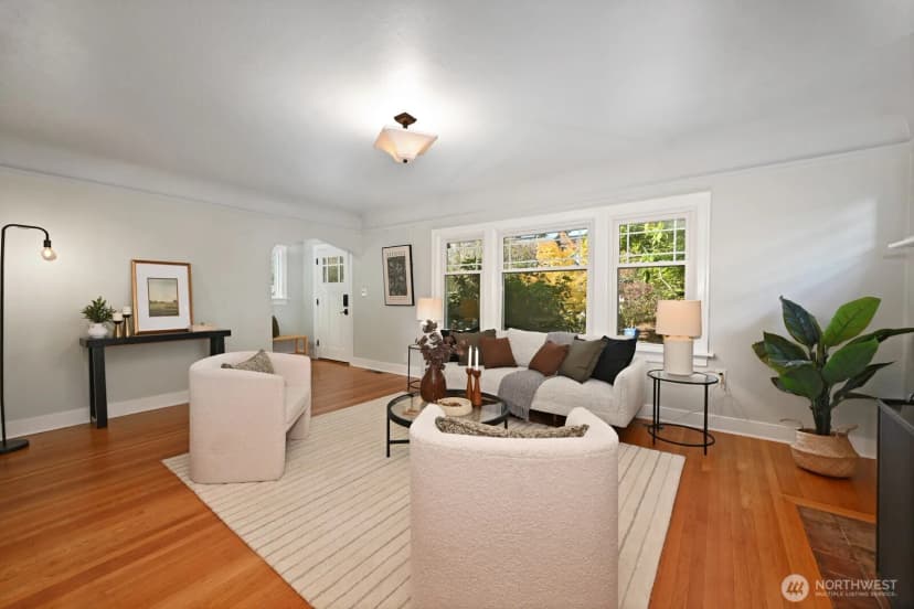Property photo for 933 N 84th Street, Seattle photo 6