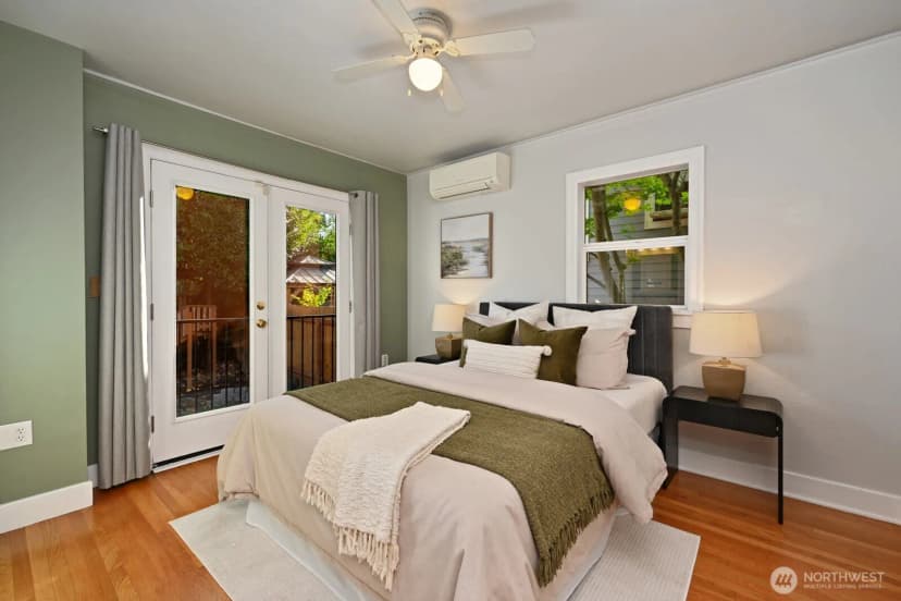 Property photo for 933 N 84th Street, Seattle photo 11