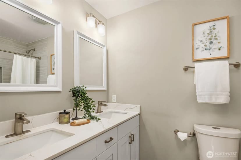 Property photo for 113 152nd Place Se, Bellevue photo 17