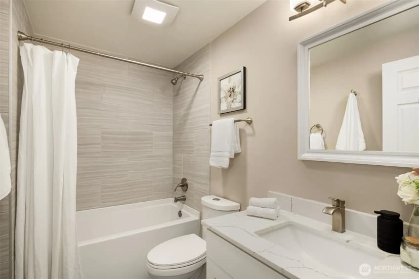 Property photo for 113 152nd Place Se, Bellevue photo 15