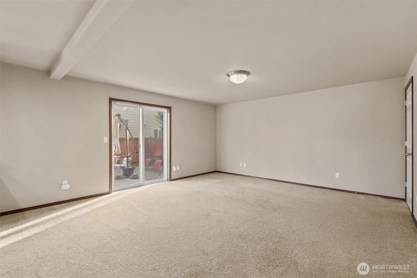 Property photo for 4560 148th Street Ne, Marysville photo 12