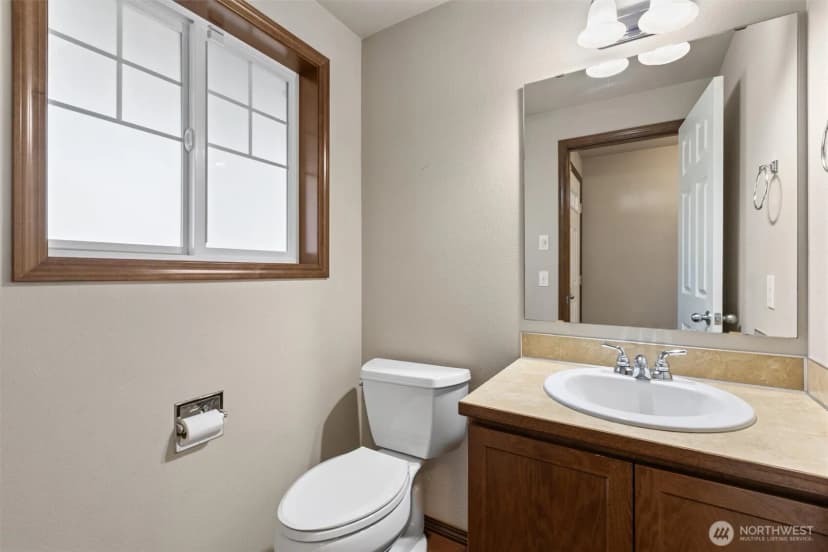 Property photo for 4560 148th Street Ne, Marysville photo 17