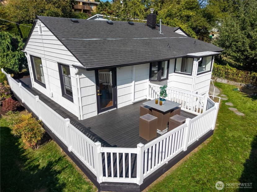 Property photo for 14834 Interlake Avenue N, Shoreline photo 25