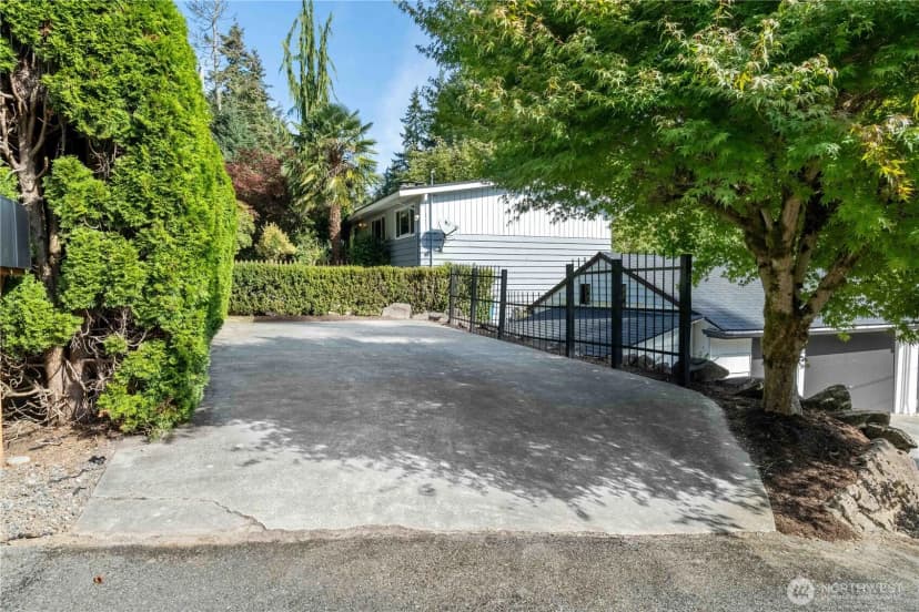 Property photo for 14834 Interlake Avenue N, Shoreline photo 33
