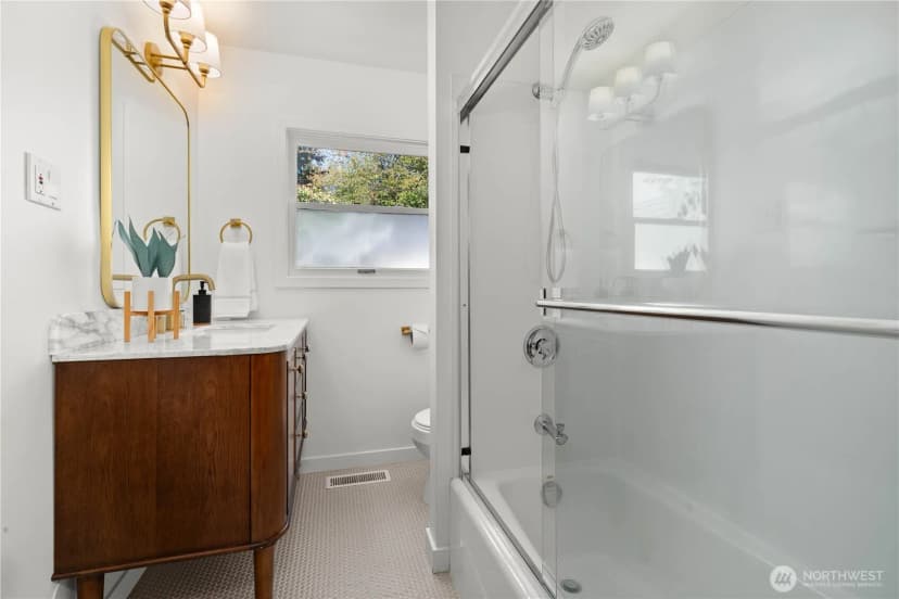 Property photo for 14834 Interlake Avenue N, Shoreline photo 20