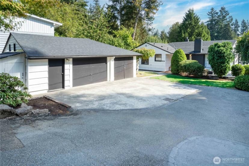 Property photo for 14834 Interlake Avenue N, Shoreline photo 31