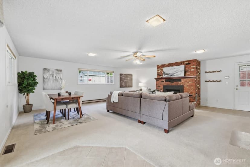 Property photo for 4222 Se 3rd Street, Renton photo 17