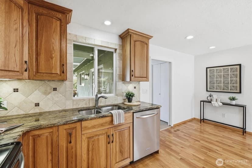 Property photo for 4222 Se 3rd Street, Renton photo 8