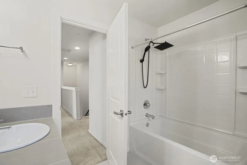 Property photo for 15720 Meadow Road #g1, Lynnwood photo 23