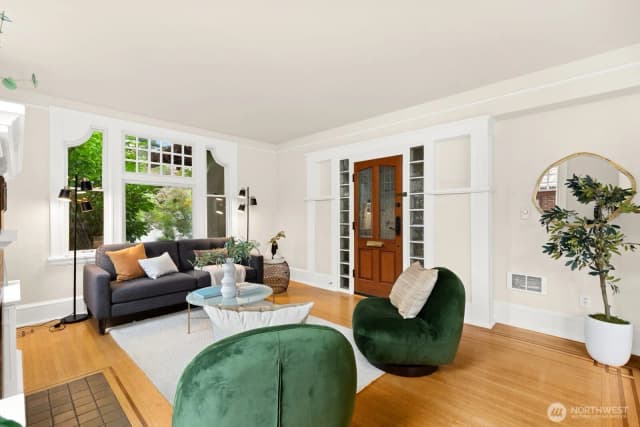Property photo for 2915 Franklin Avenue E #a, Seattle photo 5