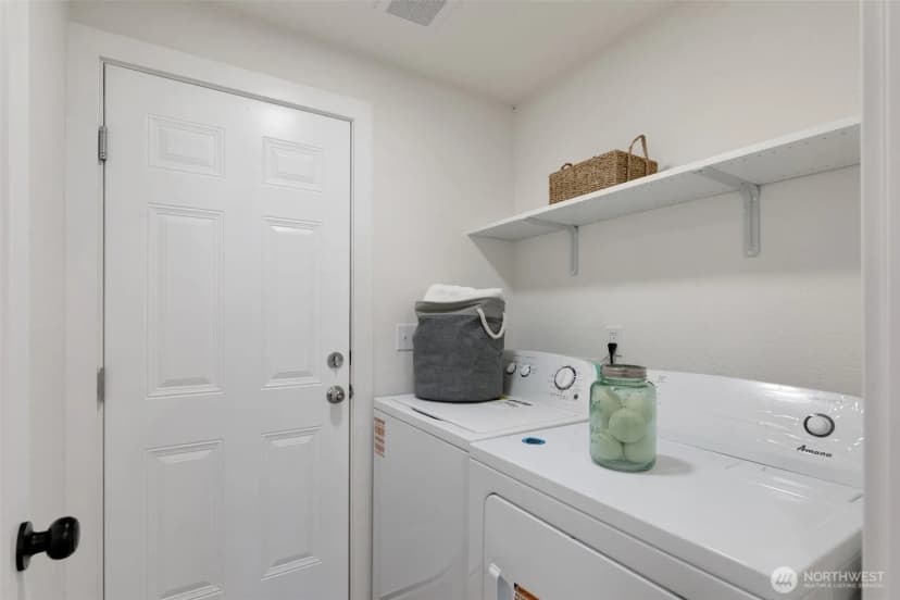 Property photo for 12924 51st Avenue Ne #b, Marysville photo 12