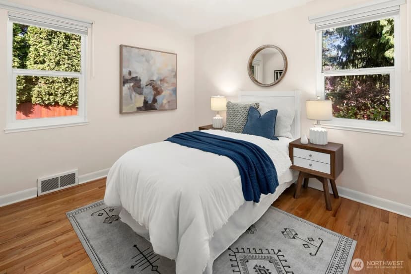 Property photo for 4037 30th Avenue W, Seattle photo 13