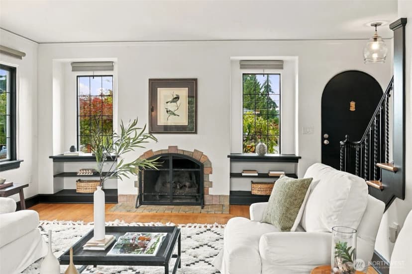 Property photo for 7944 Seward Park Avenue S, Seattle photo 11