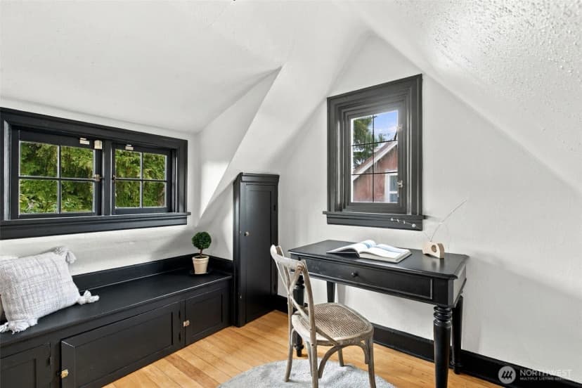 Property photo for 7944 Seward Park Avenue S, Seattle photo 22