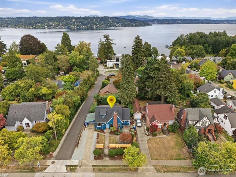 Property photo for 7944 Seward Park Avenue S, Seattle photo 33