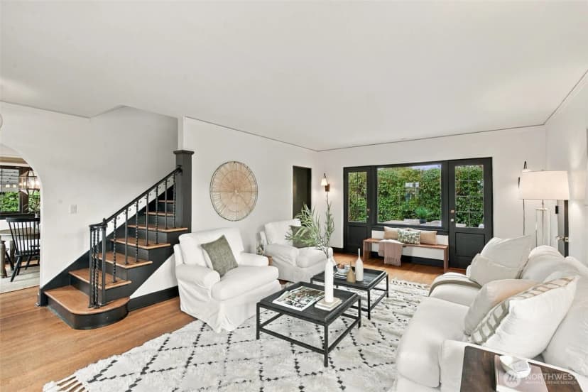 Property photo for 7944 Seward Park Avenue S, Seattle photo 7