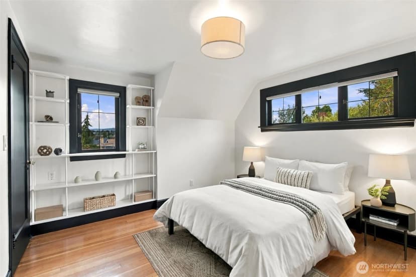 Property photo for 7944 Seward Park Avenue S, Seattle photo 26