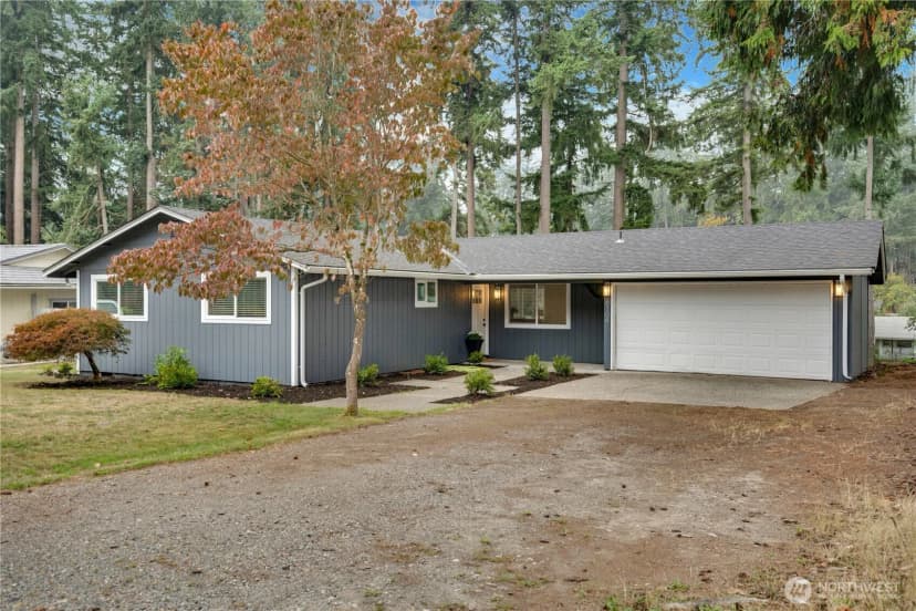 Property photo for 6104 190th Avenue Ct E, Lake Tapps photo 2