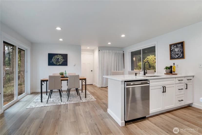 Property photo for 6104 190th Avenue Ct E, Lake Tapps photo 9