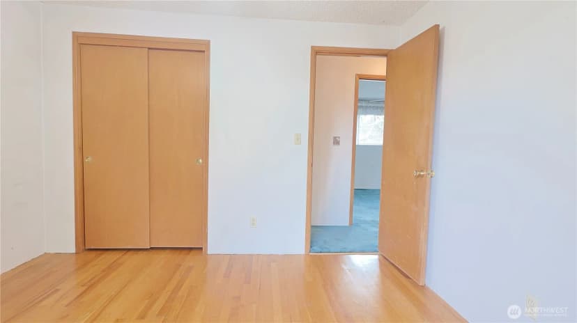 Property photo for 28605 41st Avenue S, Auburn photo 14