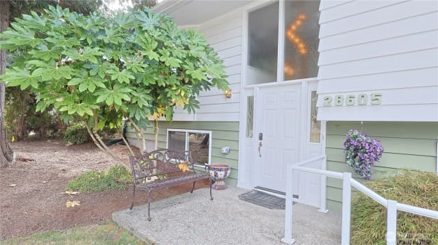 Property photo for 28605 41st Avenue S, Auburn photo 2