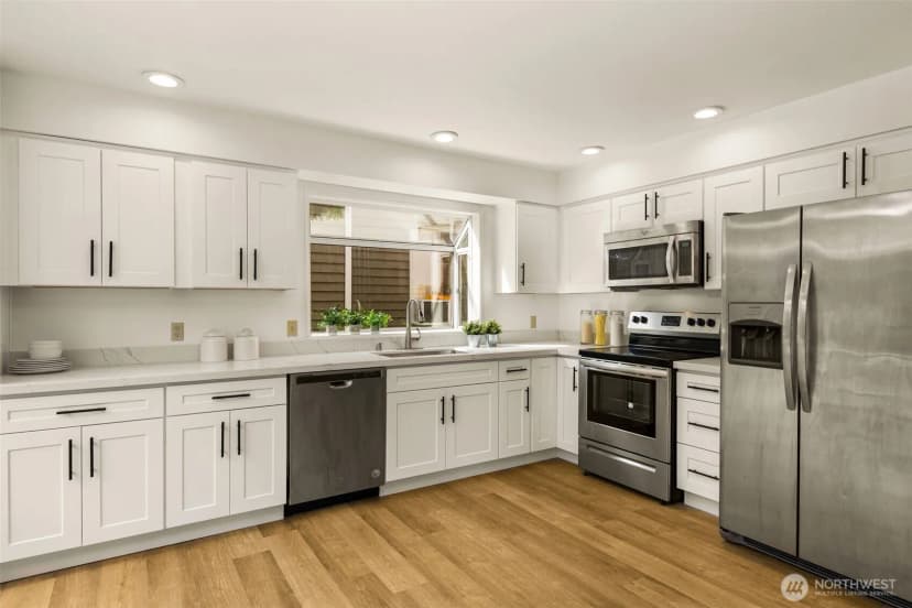 Property photo for 12809 Ne 201st Place, Bothell photo 8