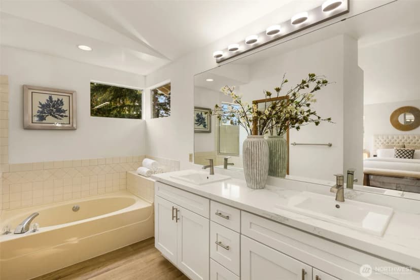 Property photo for 12809 Ne 201st Place, Bothell photo 19