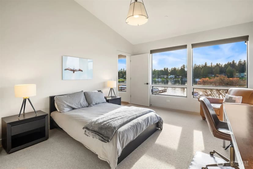Property photo for 8804 Ne 34th Street, Yarrow Point photo 17