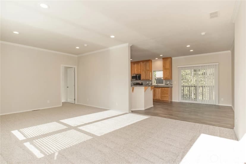 Property photo for 30416 59th Avenue S, Roy photo 8