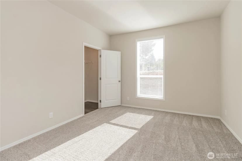 Property photo for 30416 59th Avenue S, Roy photo 18